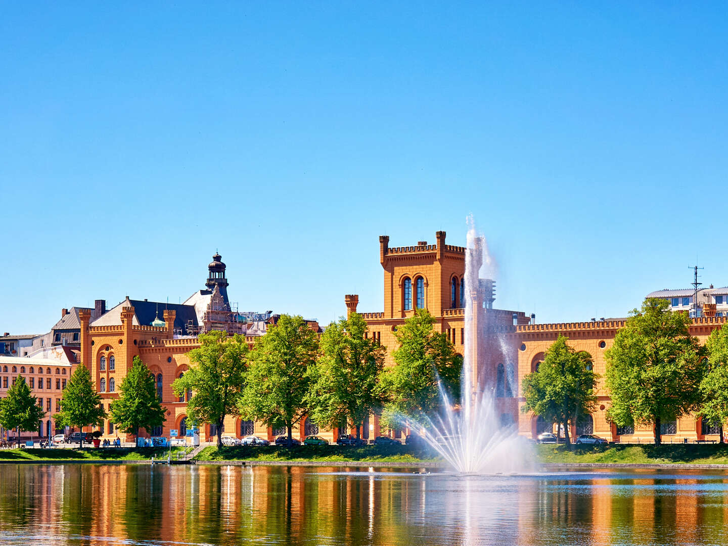 Entdecken Sie das Schweriner Märchenschloss und die Altstadt