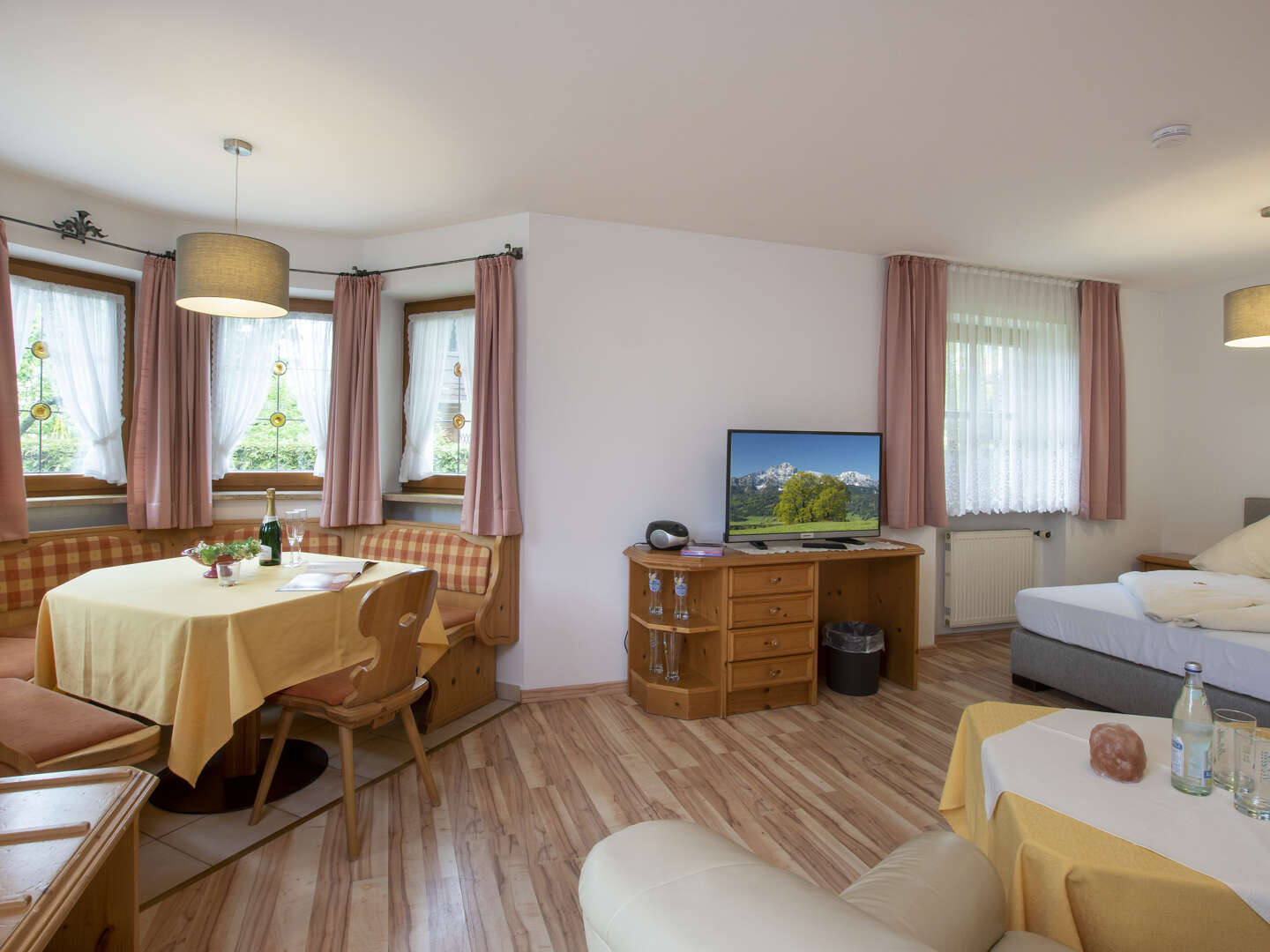 Salzzeitreise, romantische Kuscheltage & Wellness in den Bergen im Berchtesgadener Land