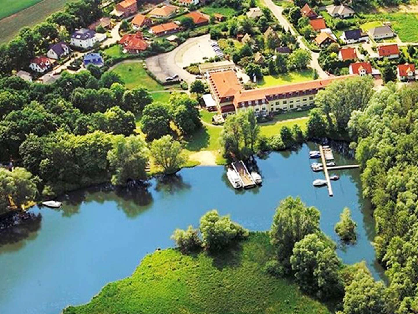 5 Tage Familienglück am See inkl. HP plus und Freizeitbad