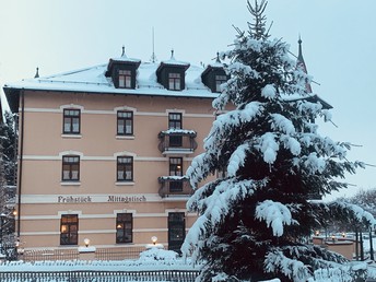 4 Tage Romantik Pur im Zittauer Gebirge inkl. 3- Gang- Menü & Fahrt mit der Dampfeisenbahn