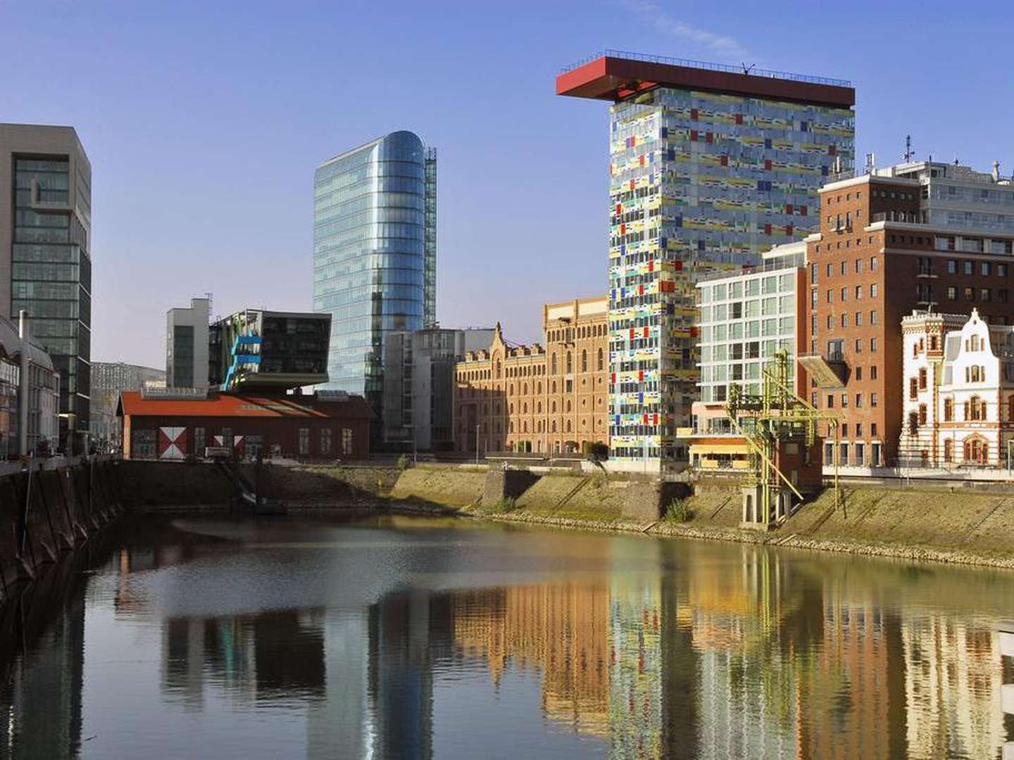 Düsseldorf hoch hinaus -  2 Tage Kurzurlaub am Hafen