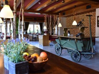 Kuschelstunden zu Zweit im romantischen Schwarzwald - 4 Tage mit Candle Light Diner & Therme