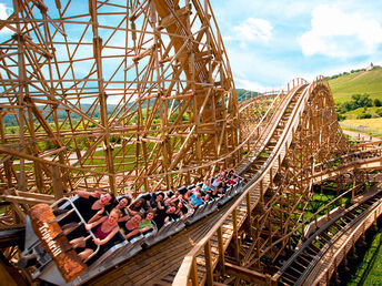 Familien-Abenteuerspaß im Freizeitpark Tripsdrill