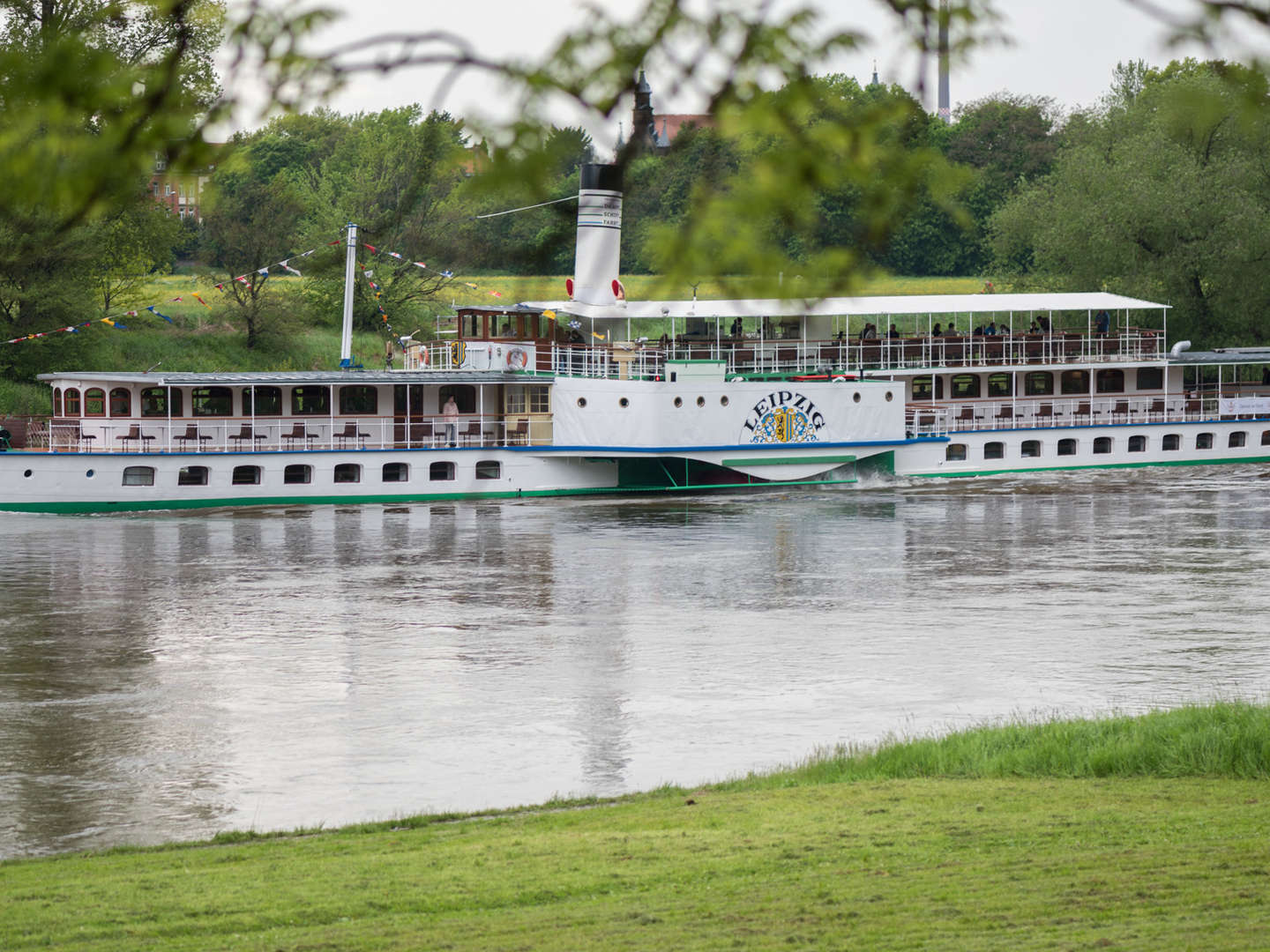 Romantik an der Elbe - 3 Tage im Hotel Elbterrasse Wachwitz - HS