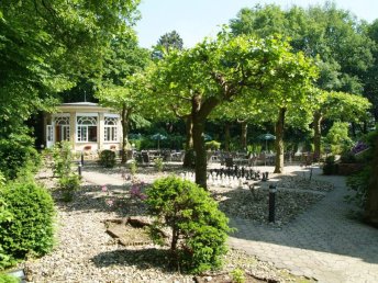 Kleine Auszeit im Waldhotel: 4 Tage im Herzen von 4 Städten