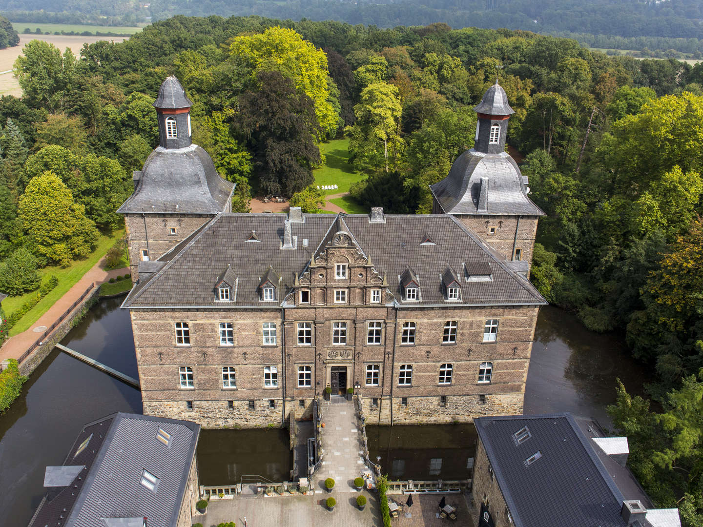 Königliche Auszeit im Wasserschloss | 2 Tage in Essen inkl. 3-Gang-Menü