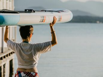 Romantischer Advent am Wörthersee inkl. Christkindlboot & Heißgetränk 