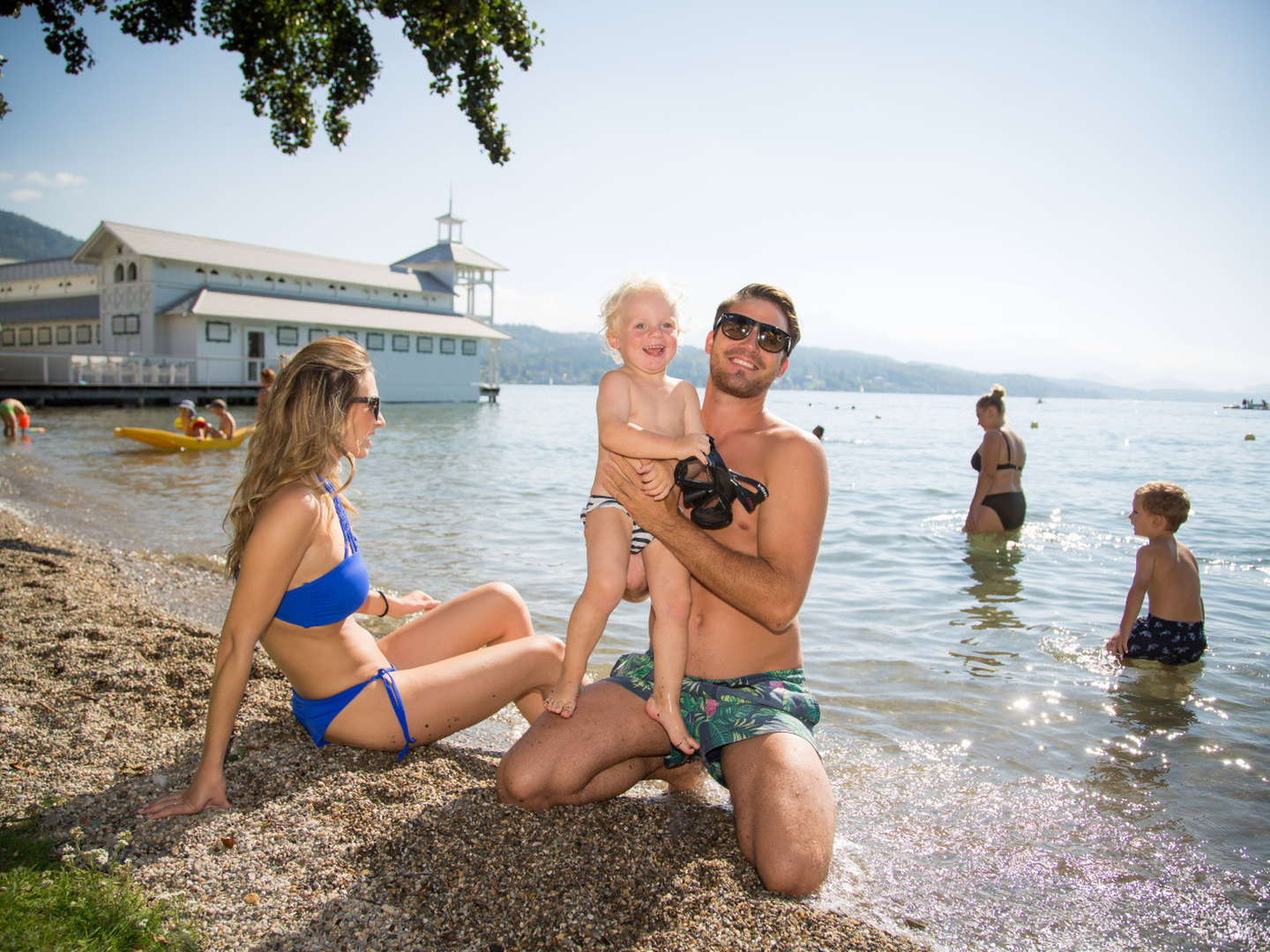 Romantischer Advent am Wörthersee inkl. Christkindlboot & Heißgetränk 