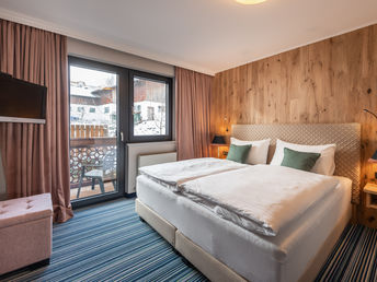 Winter im Skiparadies Schladming im adults only Hotel direkt an der Piste  