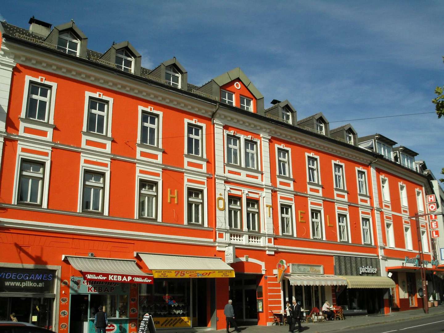 Valentinstag in Villach inkl. Abendessen im Stella Marina - zum Seestern 