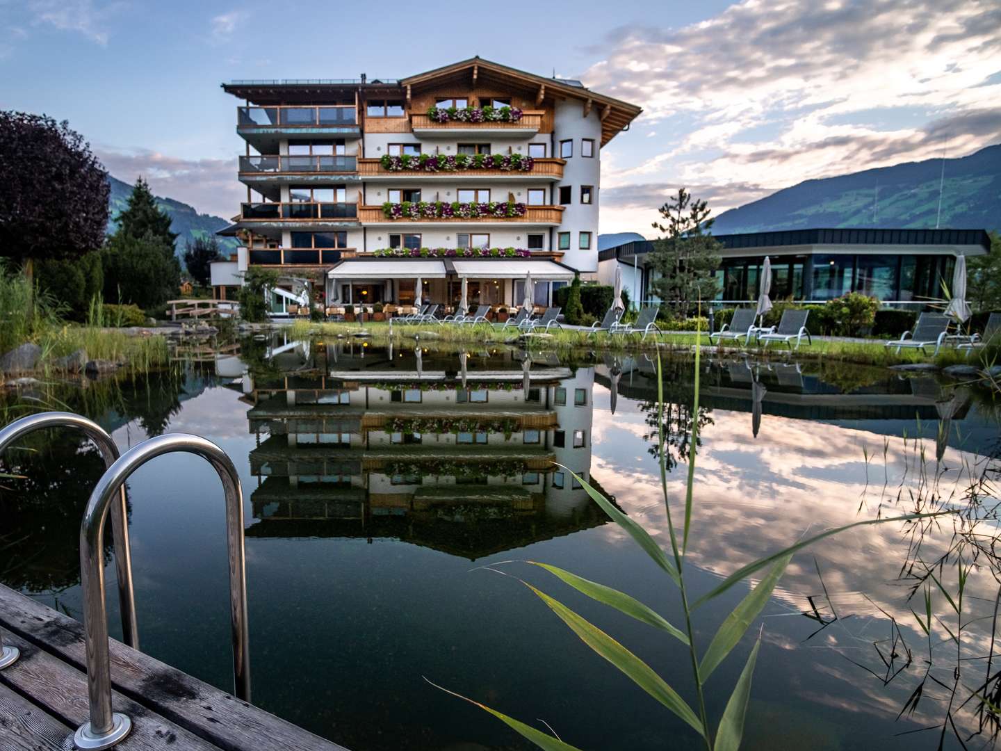 Verwöhntage im 4*S Hotel Held im Tiroler Zillertal inkl. Peeling & Massage