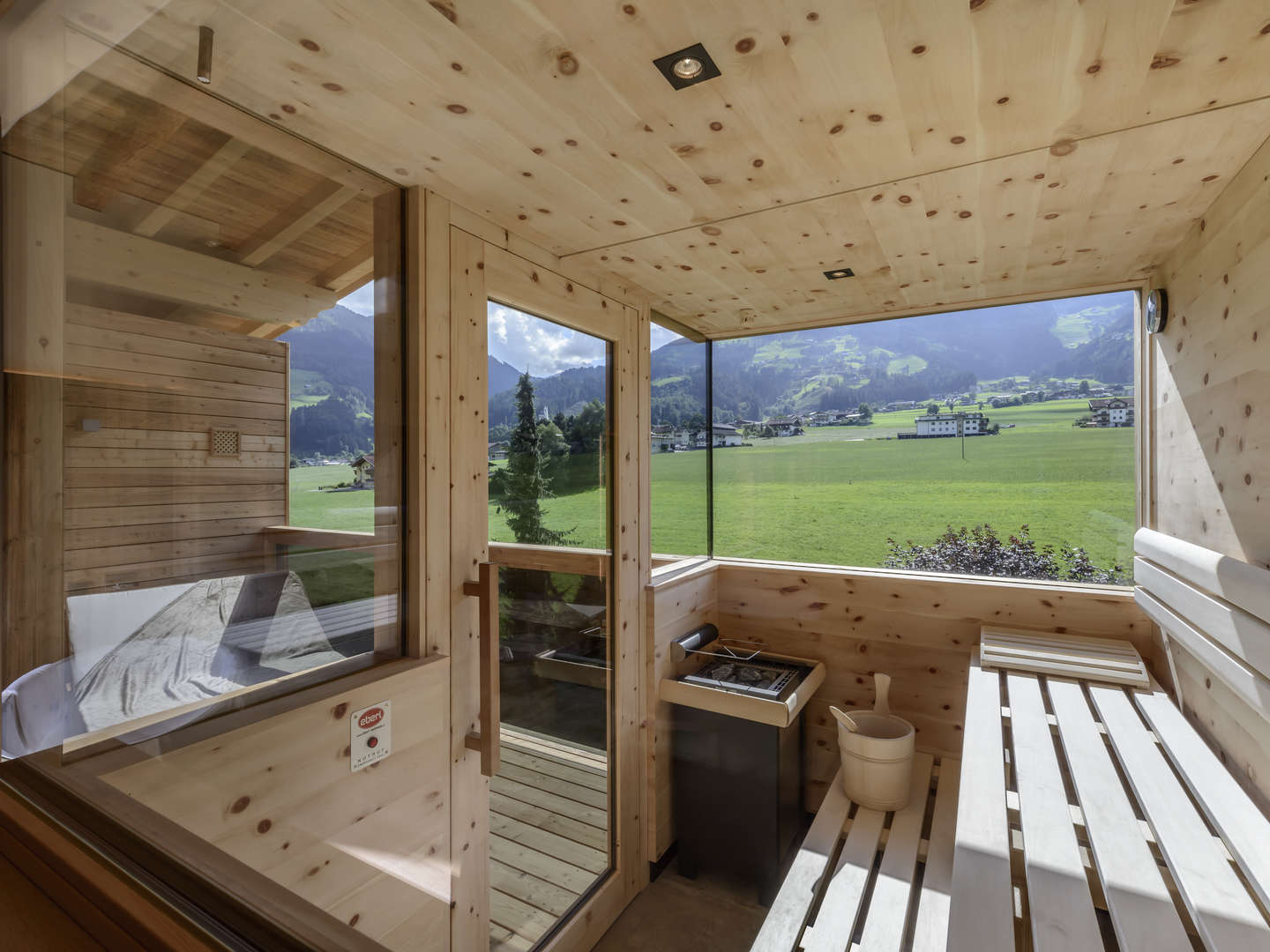 Wellness-Zuckerl in Tirol inkl. Massage & Behandlung