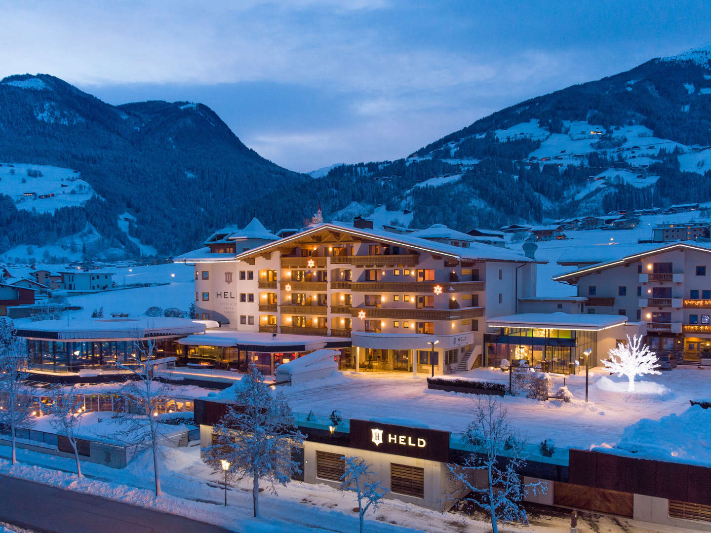 Freundinnentage im 4*S Hotel im Zillertal mit prickelnder & süßer Überraschung