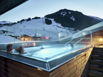 Sommerurlaub in Saalbach Hinterglemm mit Rooftop-Relax-Area | 6 Nächte