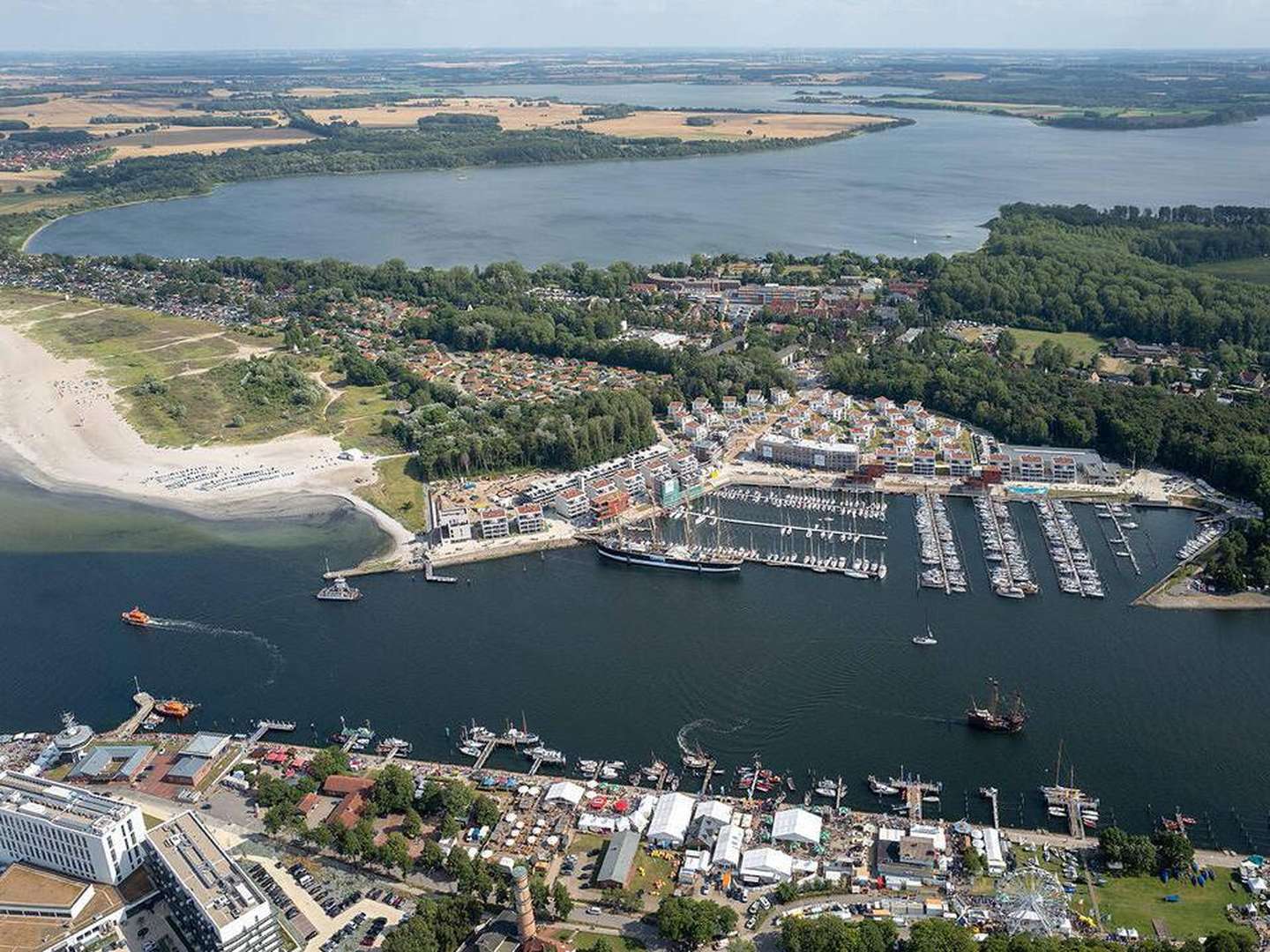 Moin in Travemünde - Traumhaft schlafen & kulinarische Vielfalt