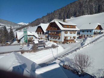 Happy Family - Winterurlaub am Bio-Bauernhof in Mauterndorf | 4 Nächte