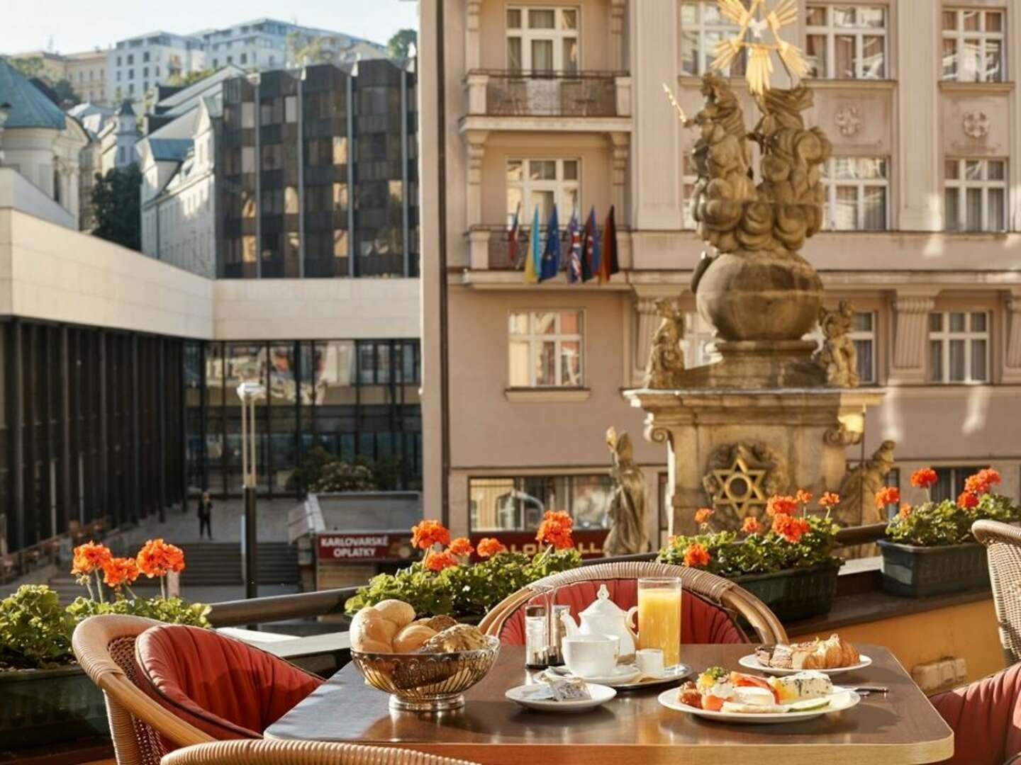 Kurzurlaub mit Frühstück im Hotel Romance in Karlsbad - 8 Tage     