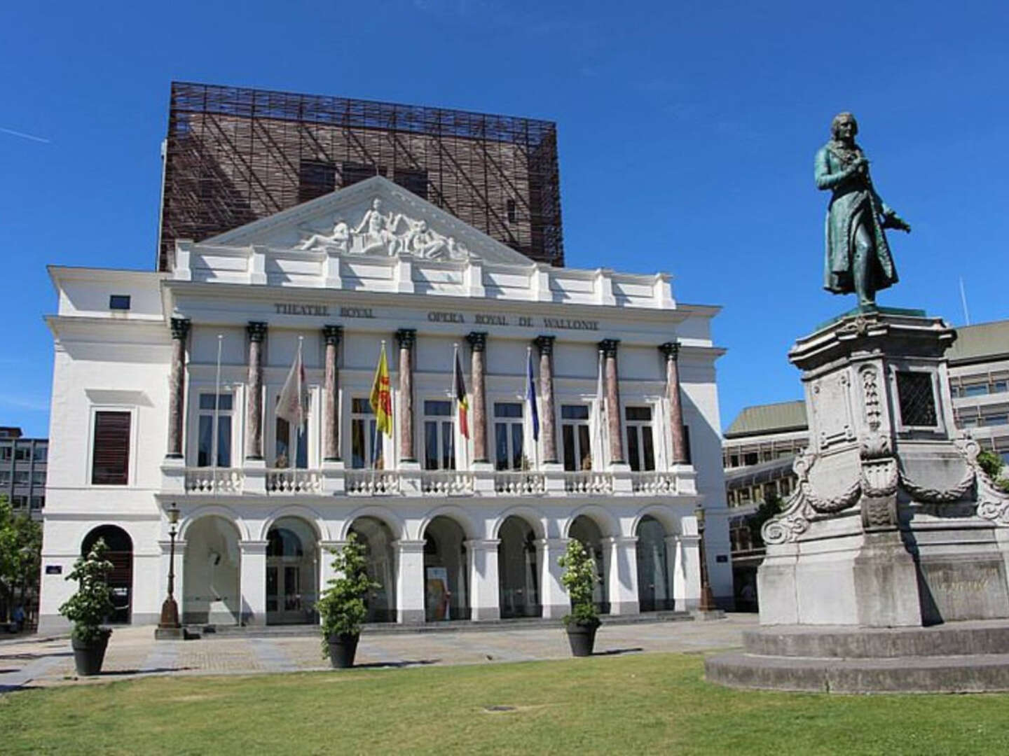 Städtetrip nach Liège 5 Nächte | Beste Ausgangslage für Entdeckungstouren | gegenüber Centre Opéra