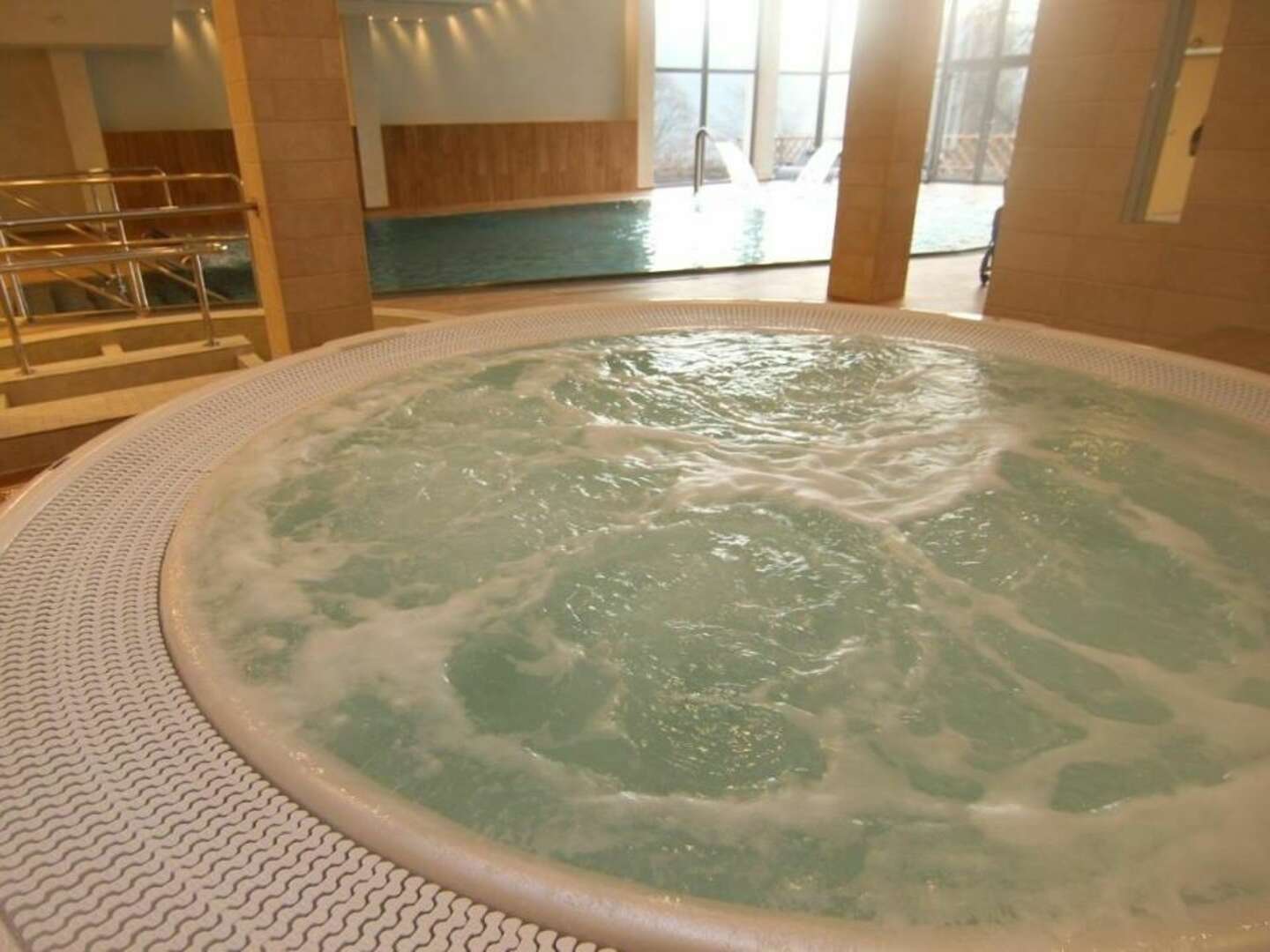 Economy Wellness neben dem Château Cihelny - 4 Tage  