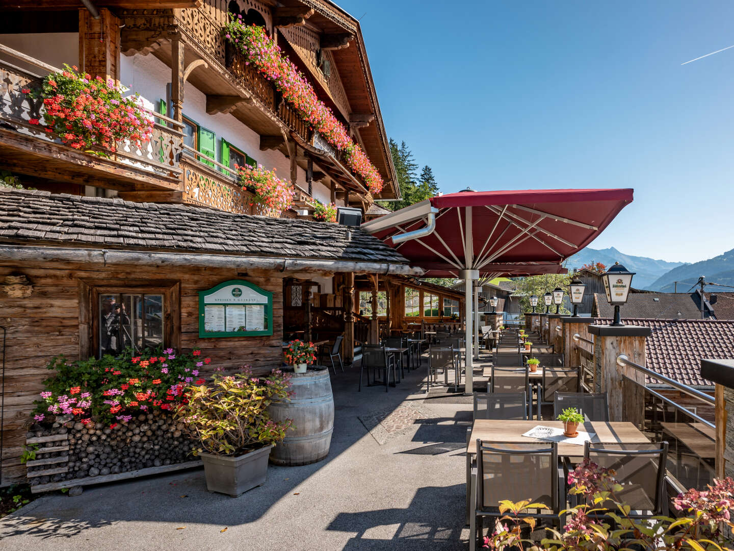 Auszeit mit Rooftop Panorama Spa im Zillertal