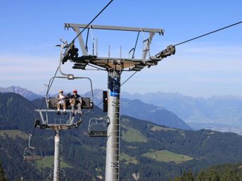 Pfotenglück im Laternsertal | Urlaub mit Hund im JUFA Hotel Laterns***s | 3 Nächte 