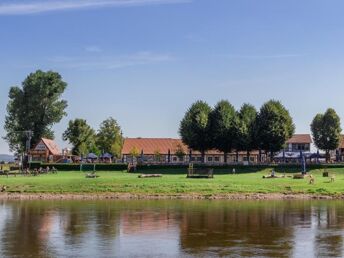 Romantischer Urlaub am Wasser- 5 Tage an der Weser & am Weserradweg   