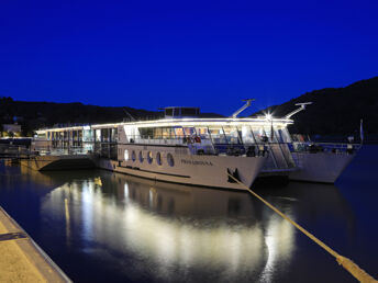 Schiff Ahoi - Kreuzfahrt von Wien bis Kalocsa & Budapest im Oktober