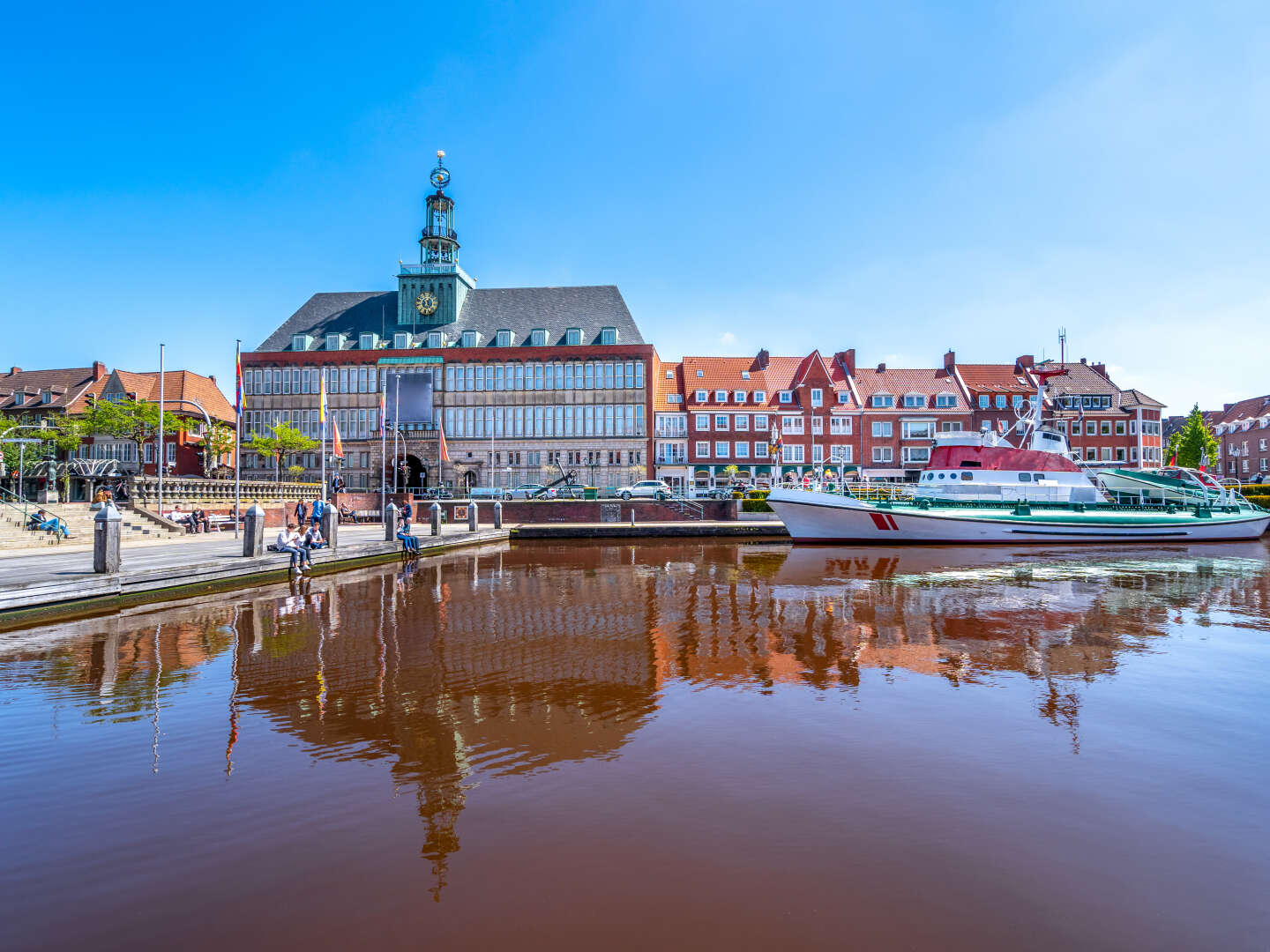 Hafenrundfahrt im Venedig des Nordens - 5 Tage in Emden