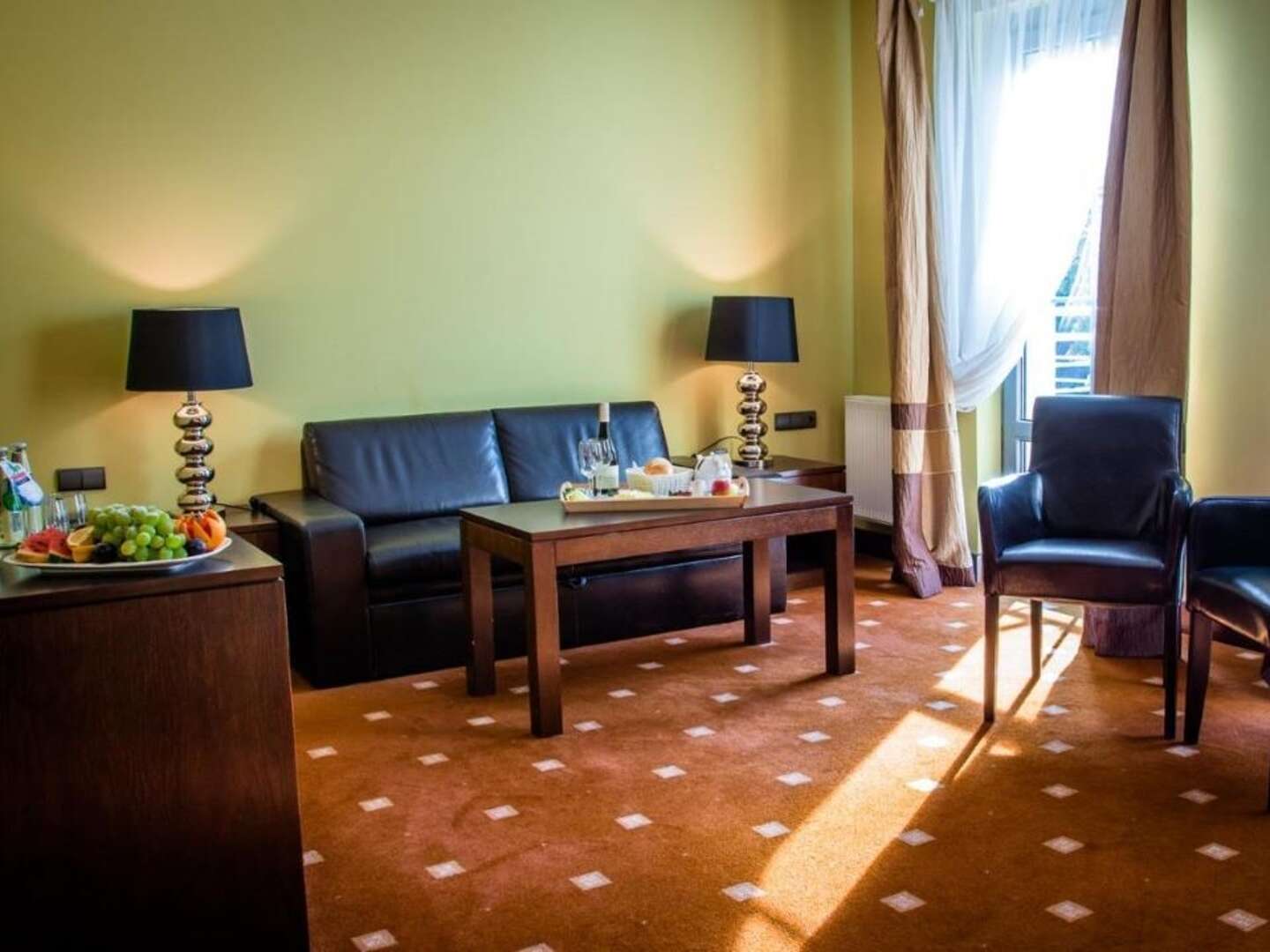 Ein unvergessliches Wochenende im SPA Hotel Dwor Elizy in der Nähe von Sky Bridge / 3 Tage									