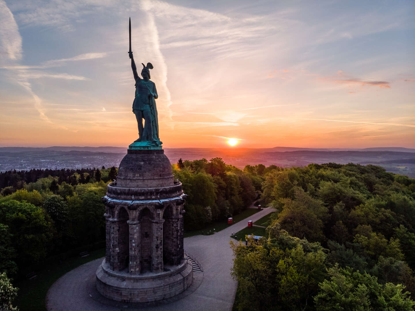 Kultur in Detmold: Unvergessliche Tage im Teutoburger Wald mit Detmolder Schloss und mehr