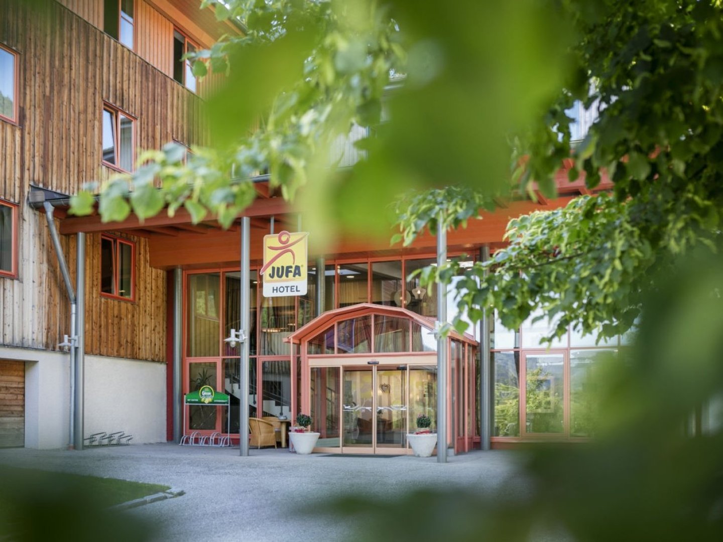 Gipfelstürmer willkommen: Euer Wanderurlaub im JUFA Hotel Mariazell I 2 Nächte